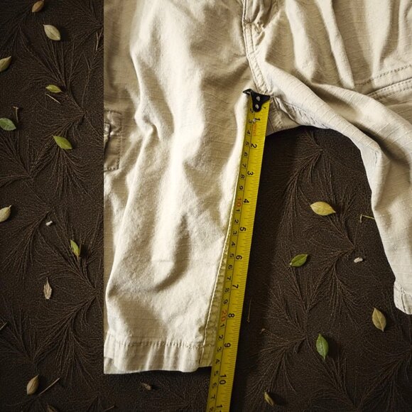 WearFirst Mens Size 32 Tan Cargo Shorts Ripstop Utility Pockets Outdoor Hiking - Picture 7 of 10